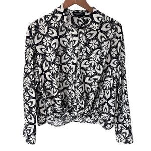 Velvet Heart Blouse Black Cream Floral Print Button Front Twist Top Women’s Med